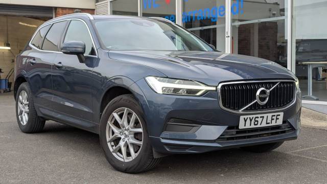 Volvo XC60 2.0 D4 Momentum 5dr AWD Geartronic Estate Diesel Blue